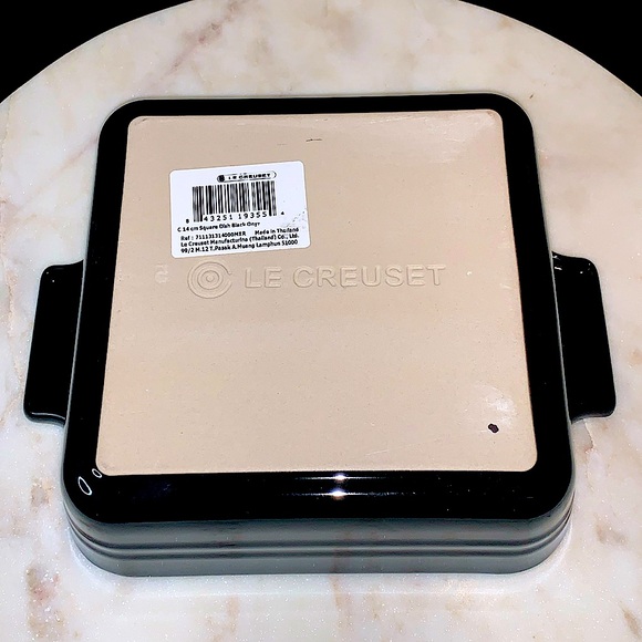 LE CREUSET POTERIE BLACK BAKING DISH STONEWARE 14 CM NEW - Picture 4 of 4